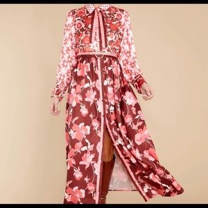 Expressions Of The Heart Maroon Multi Print Maxi Dress
$84 reddress brand new